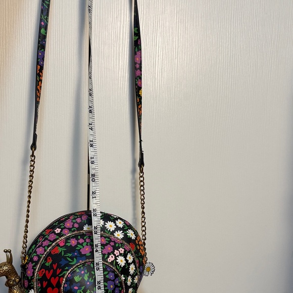 Betsey Johnson Kitsch floral Snailed It snail Crossbody Bag - Picture 6 of 16